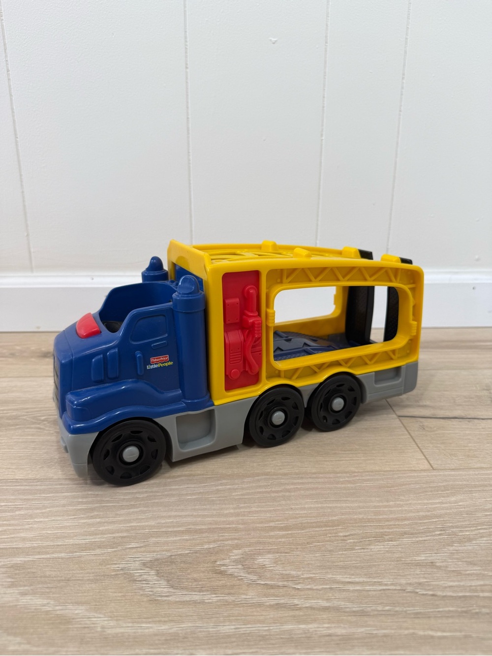 Fisher Price Little People 2008 Race N’ Load Car Carrier